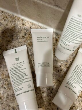 NWT set of 4 mixsoon Centella Cleansing Foam 4x20mL